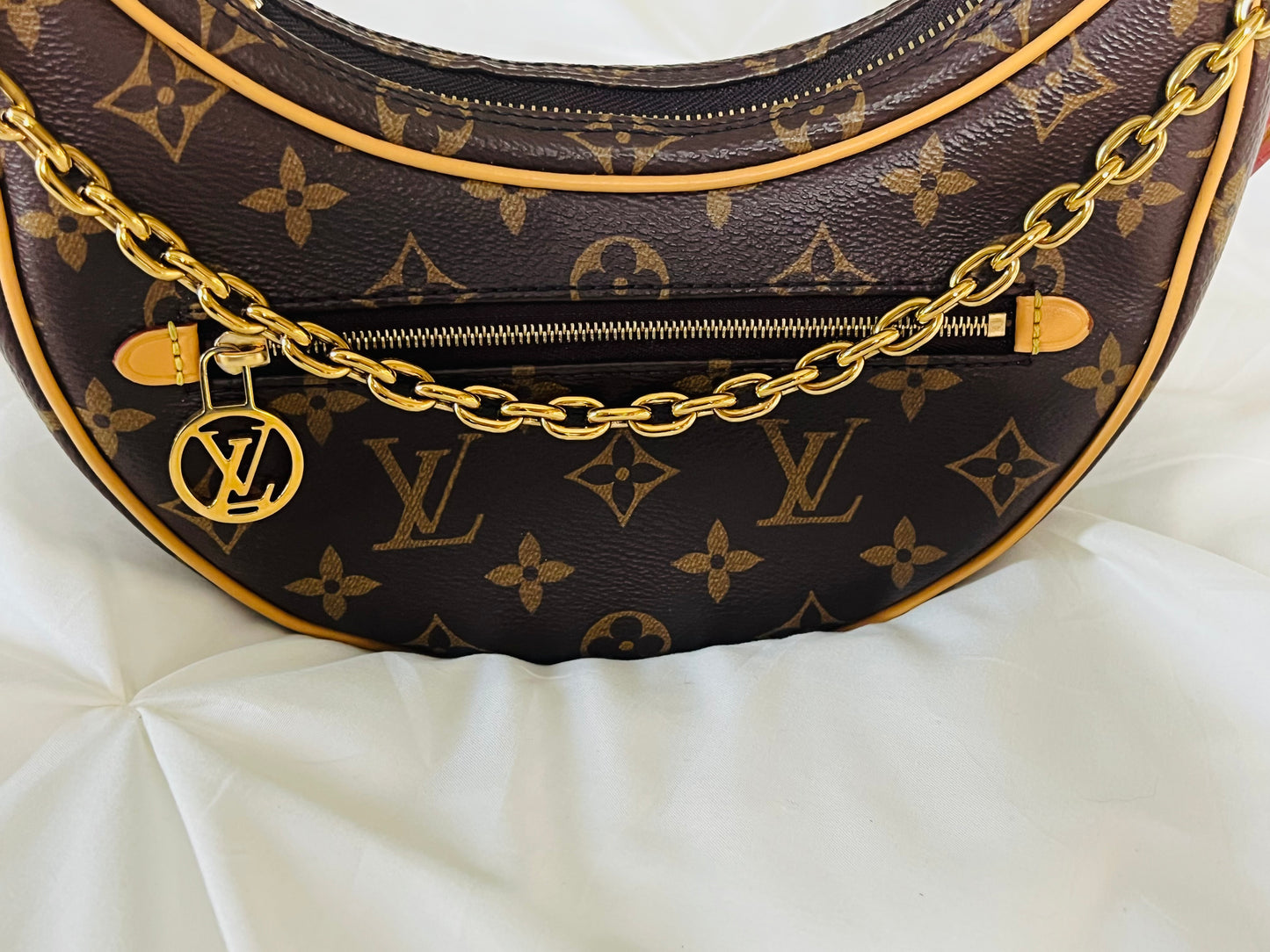 Louis Vuitton Loop Monogram Canvas Chain Shoulder Bag