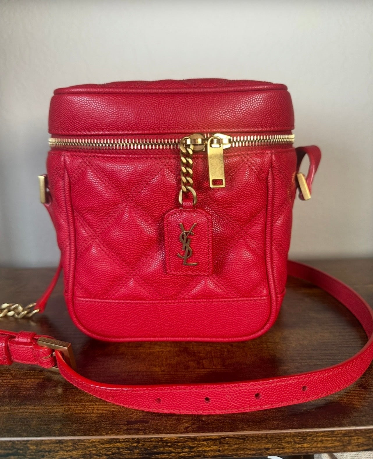 Saint Laurent 80’s Vanity Bag Rouge Eros Grain de Poudre Leather